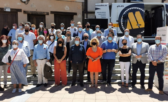 27 pequeñas localidades se unen en El Burgo para lanzar la Red Nacional de Pueblos Acogedores para el Teletrabajo