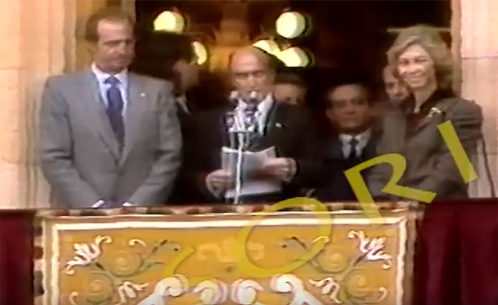 Las banderas del ayuntamiento, a media asta en señal de duelo por el fallecimiento de José Luis Liso Marín