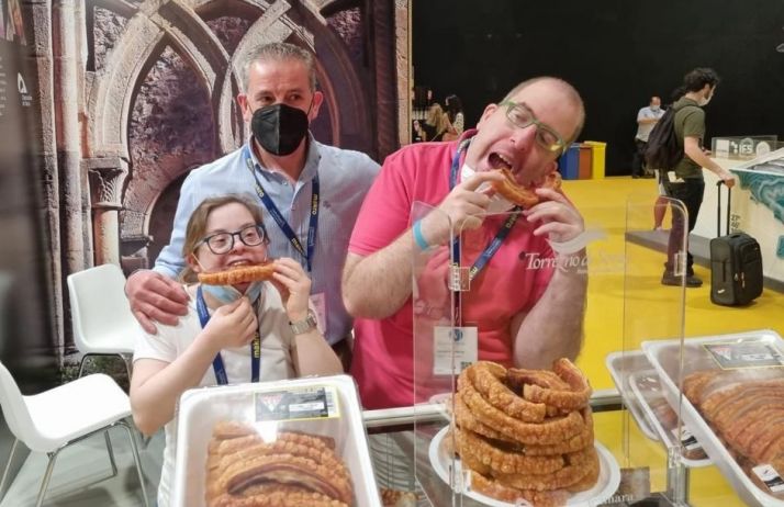 Los actores de Campeones disputan un trofeo de altura: el Torrezno de Soria