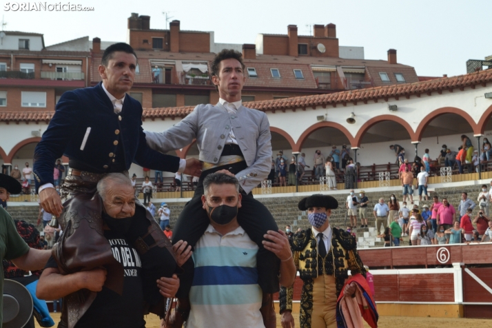 Lluvia de trofeos en San Benito
