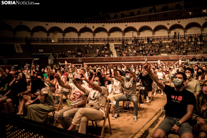 Galería: Love of Lesbian deslumbra al público de Soria