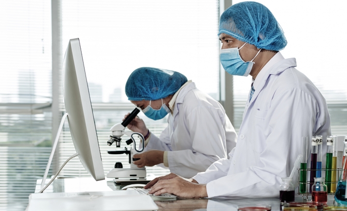 La Junta contratará a otros 90 investigadores predoctorales durante cuatro años