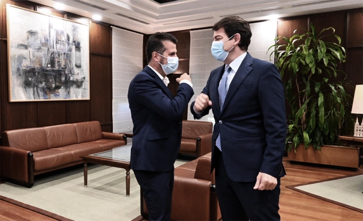 Mañueco plantea a los partidos políticos la creación de un grupo de trabajo para el seguimiento de la gestión de los fondos europeos