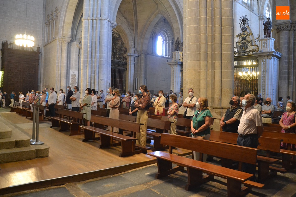 Foto 6 - La Catedral festeja a su patrona con una amplísima asistencia de fieles  