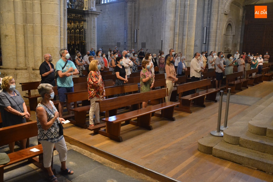 Foto 2 - La Catedral festeja a su patrona con una amplísima asistencia de fieles  