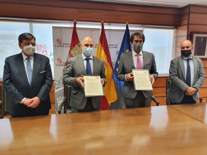 La Junta financiará el 75% de los permisos necesarios para ser transportista en Castilla y León