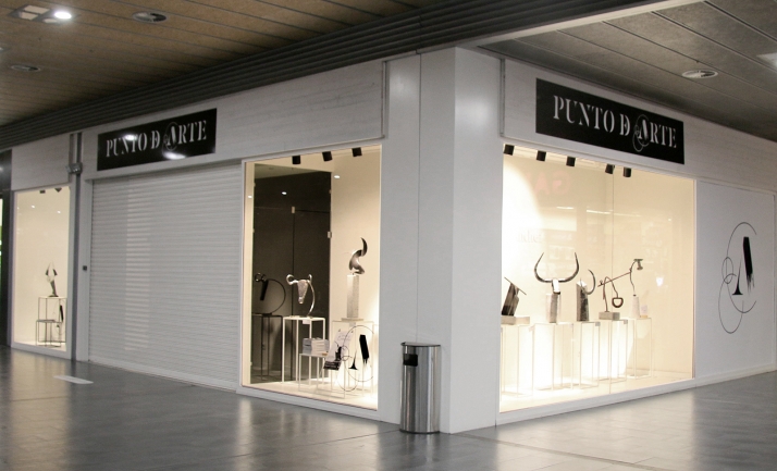 El Centro Comercial Camaretas abre su sala de exposiciones