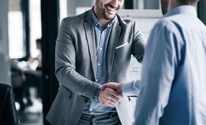 La Consejería de Empleo e Industria promueve la contratación de once jóvenes en tres entidades locales sorianas