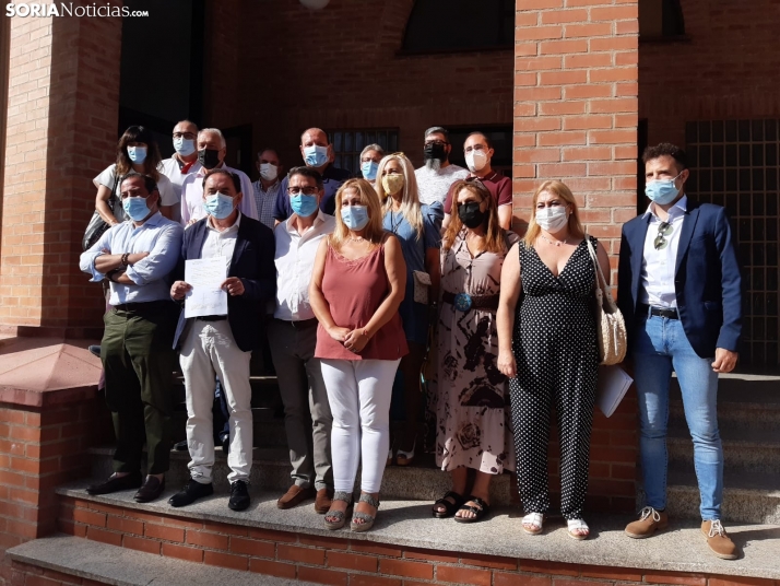 El PP escenifica su unión con un pletórico Serrano que consigue 500 avales en 2 días