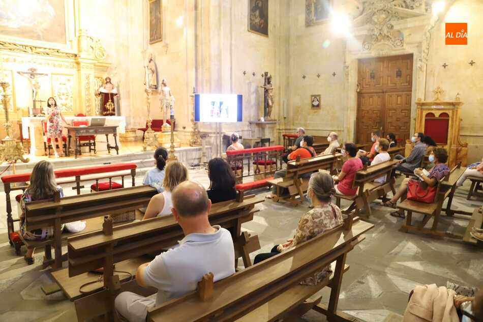 Conferencia en la iglesia de San Sebastián. Foto: Lydia González