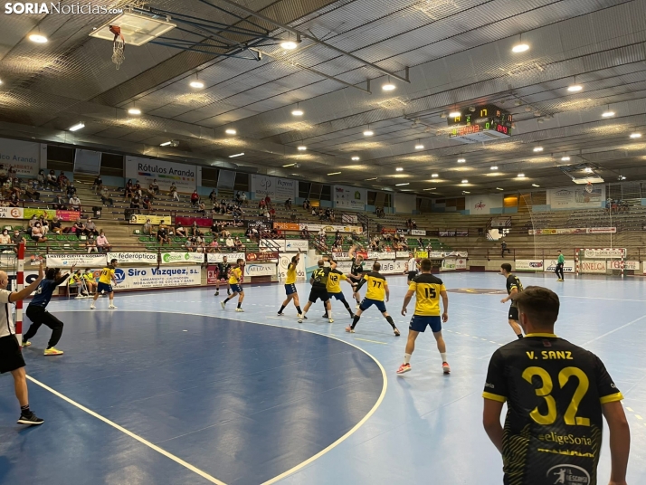 El BM Soria pone contra las cuerdas al Villa de Aranda