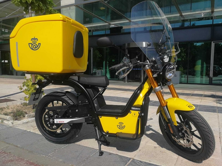 Correos incorporará a su flota 400 nuevas motocicletas eléctricas