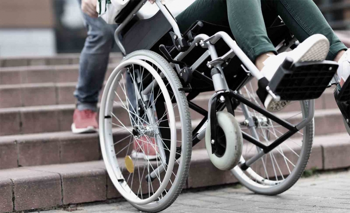 FADISO invita a notificar incidencias de accesibilidad en los entornos de los servicios sociosanitarios