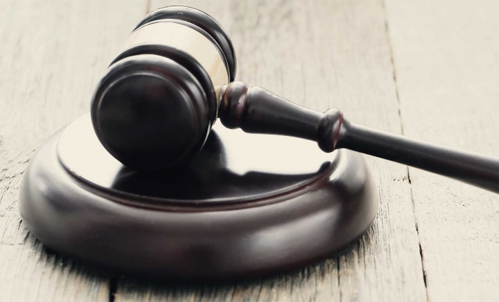 Confirman la orden de alejamiento a un padre por suministrar a su hija dióxido de cloro para protegerla de agentes patógenos en Valladolid