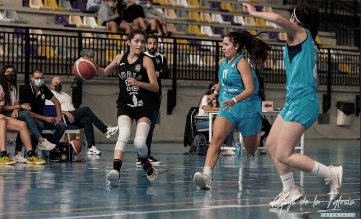 La derrota no ensombrece el estreno del Semillas Adolfo Martínez en la Primera división femenina