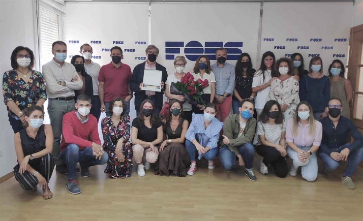 Eulalia Herrero, memoria histórica de FOES, se jubila tras 43 años de servicio