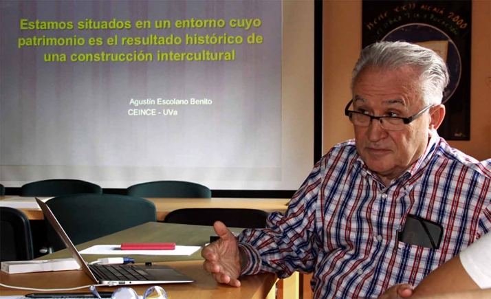 Paraguay otorga el título de Profesor honorario a Agustín Escolano, director del CEINCE