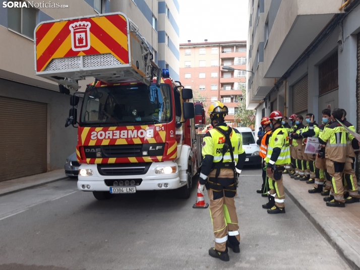Los bomberos de Soria estrenan una autoescala que llega a los 30 metros con más seguridad