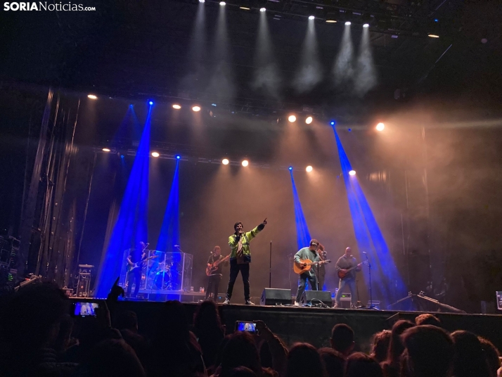 Taburete rompe la barrera del frío y llena en Ólvega
