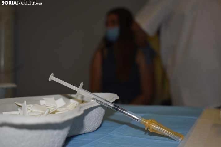 Los jóvenes sorianos responden a la llamada de la vacunación tras las vacaciones