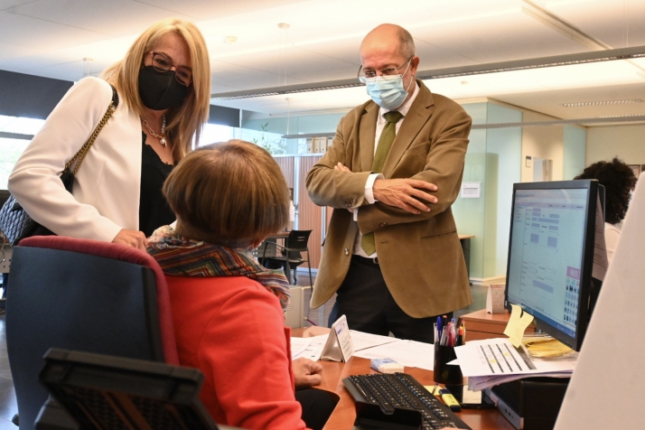 Igea destaca el servicio público de las oficinas de asistencia en Castilla y León