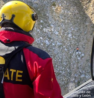 Rescatan a dos montañeros en el monte leonés de Hontihuero
