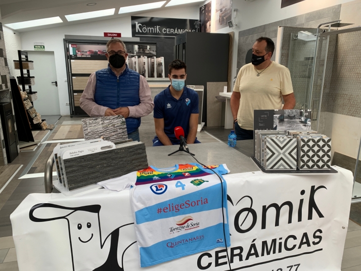 Gimeno considera en su presentación que el Río Duero Soria todavía está lejos de su mejor versión