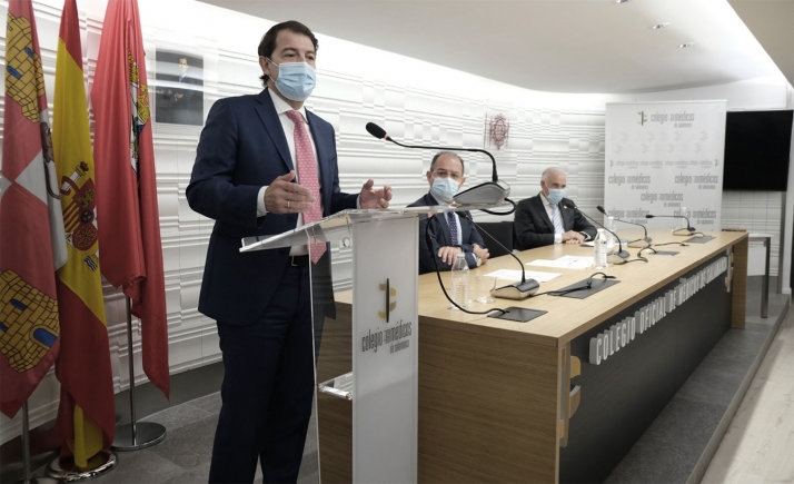 Mañueco indica que recambio generacional de los médicos es responsabilidad del Gobierno