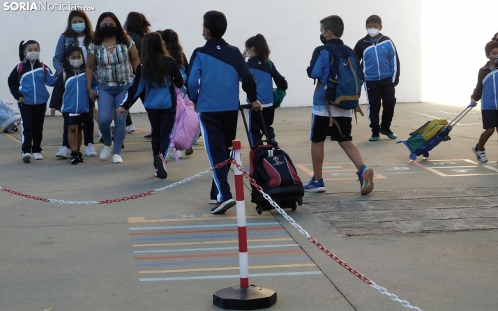 Flexibilizado el protocolo educativo, ya no será necesario zonificar los patios en Castilla y León