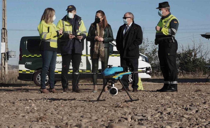 Barcones presenta los dos nuevos drones que vigilarán las carreteras de Castilla y León
