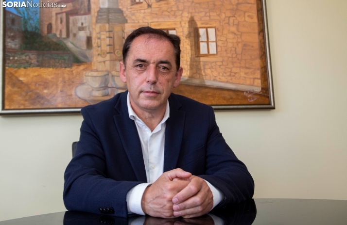 Serrano pide al PSOE que dé ejemplo con Cedazo