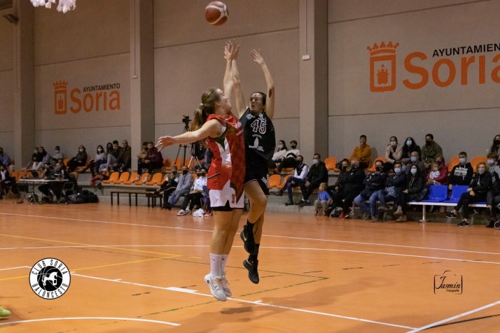 Dolorosa derrota del CSB femenino por 29-68 ante el Hawke Torrelavega