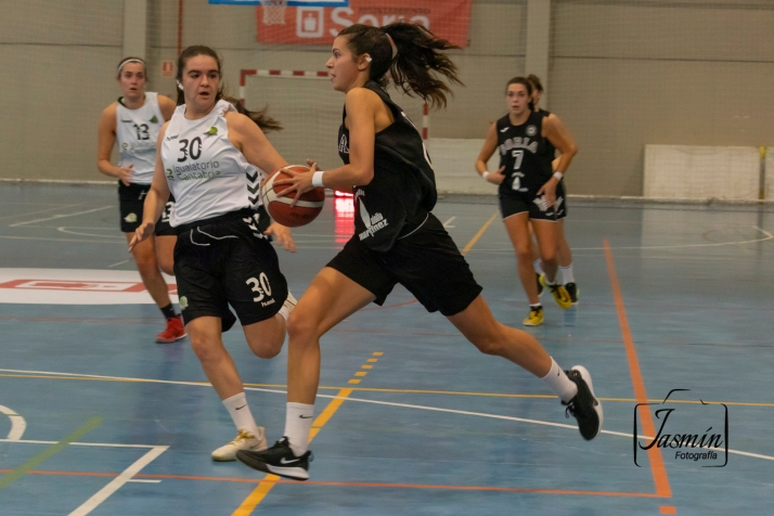 Abultada derrota para el CSB femenino en Valladolid por 76-35