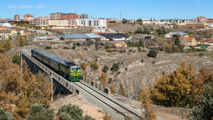 80 viajeros ingleses llegan a Soria en vagones de la postguerra