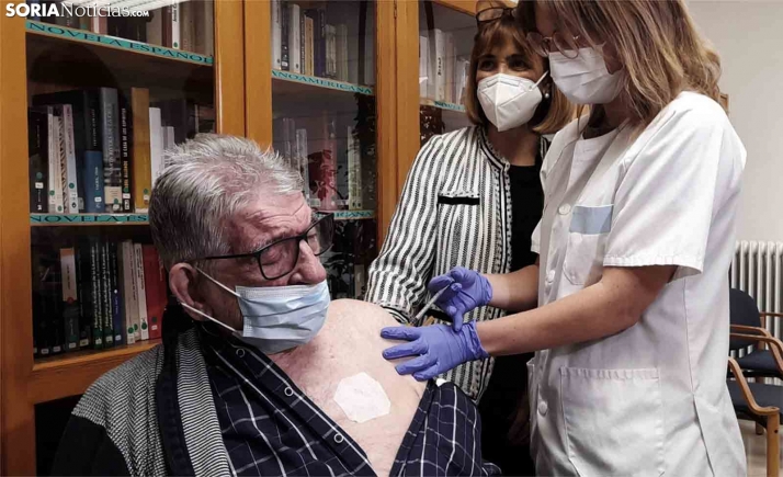 Así serán las campañas de vacunación conjunta frente a la gripe y la dosis de recuerdo COVID-19 la próxima semana