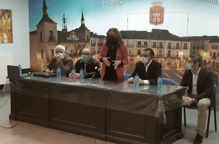 La delegada, durante su internvención en el taller. /SdG