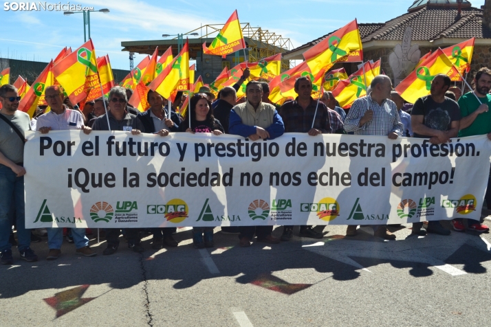 ASAJA, COAG y UPA anuncian el lanzamiento de un gran proceso nacional de movilizaciones