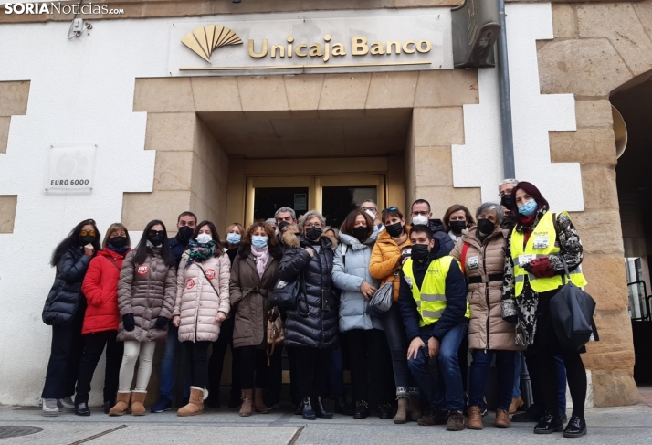 Unicaja prevé despedir al 30% de sus trabajadores y cerrar el 60% de sus oficinas en Soria