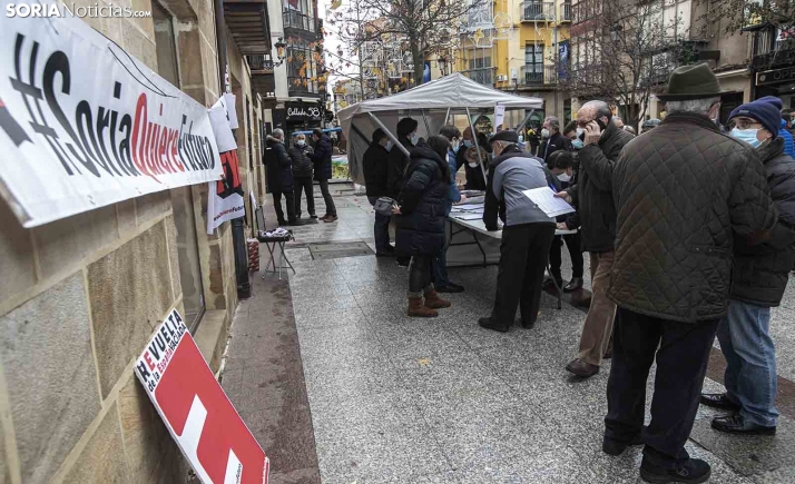 La plataforma recoge en hora y media los avales necesarios para su salto a la política