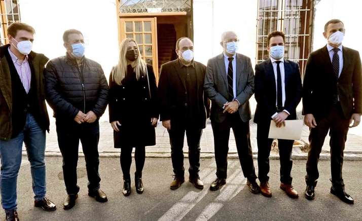 Igea firma en Cebreros el convenio para la creación del Centro de Recuperación de la Memoria Democrática y de la Transición