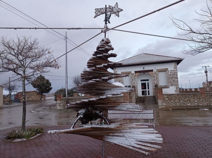 Fuentecantos da la bienvenida a la Navidad 