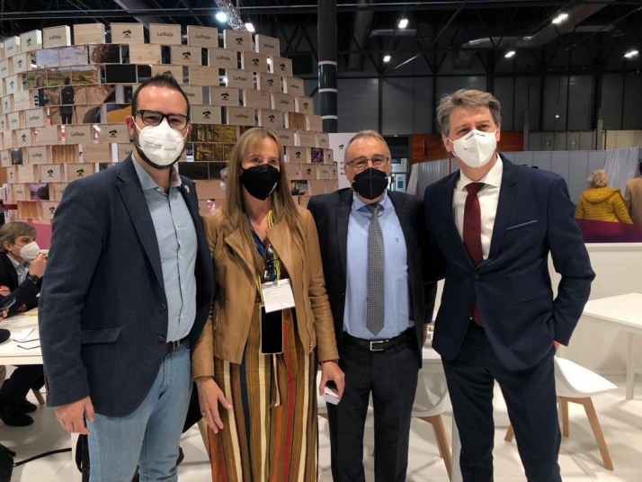 El PSOE defiende el desarrollo turístico de Soria en su visita a FITUR