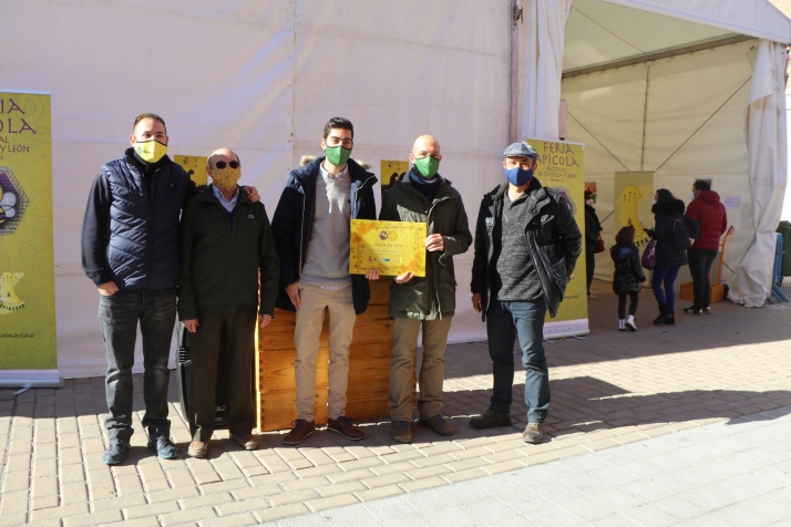 Fundación Global Nature y J. Ángel Pérez Vega, premios ‘Abeja de Oro’ de Castilla y León