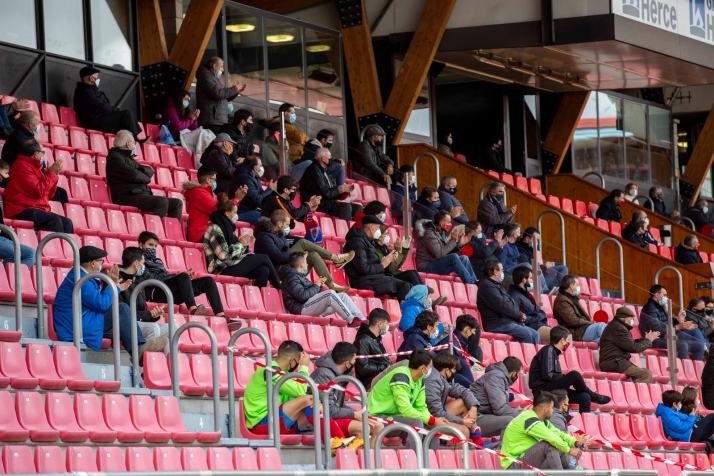 Lío Covid en el Numancia – Lleida: El club catalán dice que tiene un brote y los jugadores piden jugar  
