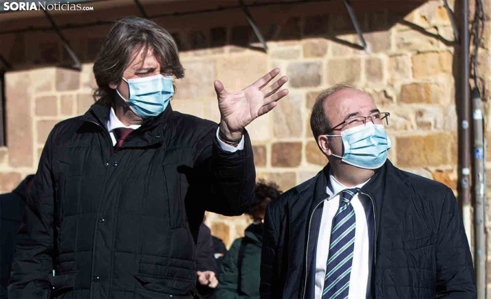 Denuncian a los ministros Iceta y Maroto ante la Junta Electoral Autonómica