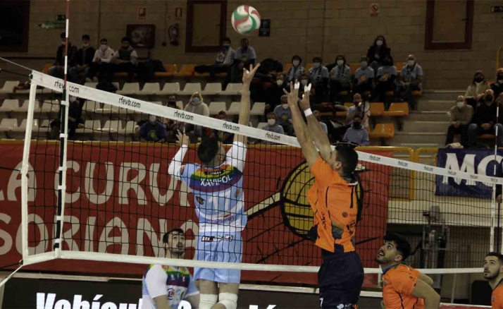 Xavi Folguera vuelve al equipo ideal de la Superliga 