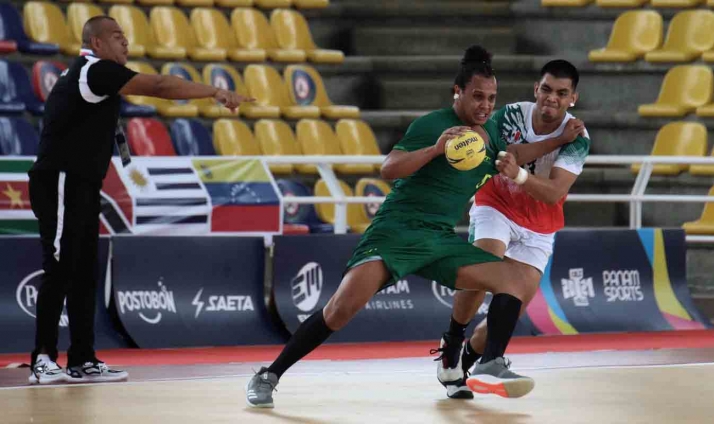 El BM Soria refuerza su primera línea