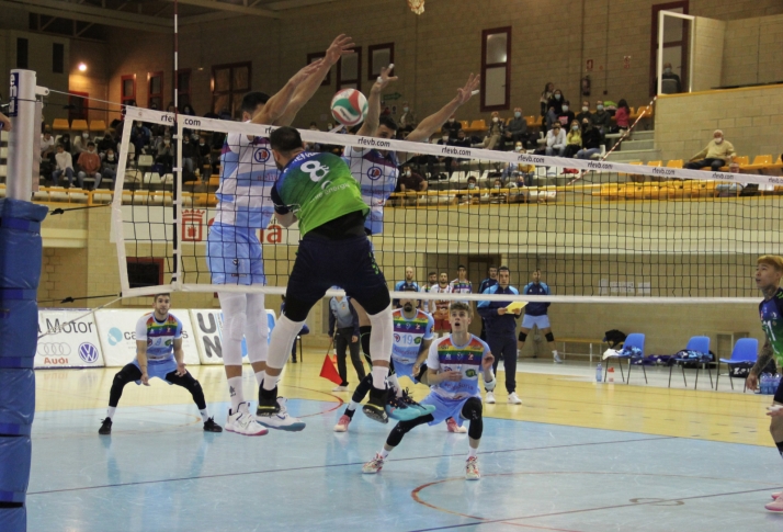 El Río Duero Soria quiere dar un golpe encima de la mesa en Palma