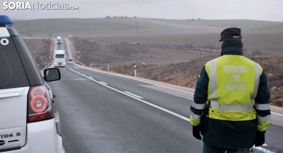 Detenido tras conducir su camión por la A-2 en sentido contrario durante 20 kilómetros