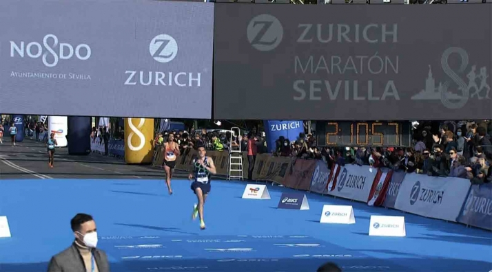 Buena carrera de Mateo en Sevilla